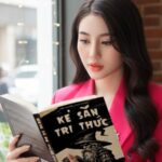 Câu 1: Tại sao người giàu đọc sách, còn em đọc hoài vẫn nghèo bền vững?